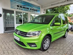 Viperngrün metallic (metallic) Gebraucht 2017 VW Caddy Maxi Van / Kleinbus | 21.500 € (Fairer Preis)