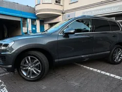 Grau Gebraucht 2015 VW Touareg SUV | 18.880 € (Fairer Preis)