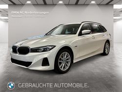 Weiß Gebraucht 2022 BMW 320e Kombi | 27.712 € (Fairer Preis)
