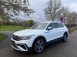 Pure white Gebraucht 2023 VW Tiguan Allspace IQ Drive SUV | 31.500 € (Guter Preis)
