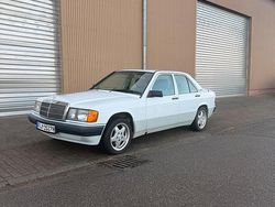 Weiß Gebraucht 1991 Mercedes 190 Limousine | 7.999 €