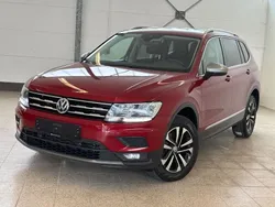 Rot Gebraucht 2021 VW Tiguan Allspace United SUV | 18.880 € (Etwas zu teuer)