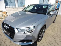 Florettsilber metallic Gebraucht 2017 Audi A3 Sportback Limousine | 17.450 € (Fairer Preis)