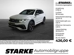 Schwarz (deep black perleffekt) Gebraucht 2022 VW Tiguan Allspace R-line SUV | 38.839 € (Fairer Preis)