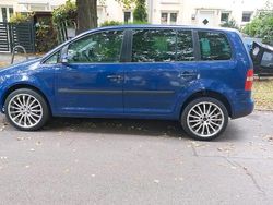 Blau Gebraucht 2003 VW Touran Van / Kleinbus | 1.275 € (Fairer Preis)