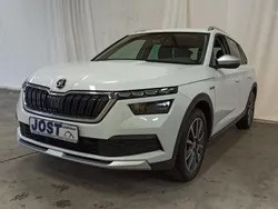 Weiß Gebraucht 2023 Skoda Kamiq ScoutLine SUV | 26.950 € (Teuer)