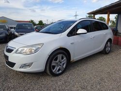 Weiß Gebraucht 2011 Opel Astra Sport Kombi | 1.700 € (Superpreis)