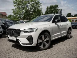 Weiß Gebraucht 2025 Volvo XC60 Plus SUV | 57.890 € (Fairer Preis)
