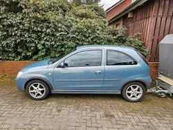 Andere farben Gebraucht 2005 Opel Corsa Kleinwagen | 1.150 € (Guter Preis)