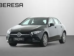 Nachtschwarz Gebraucht 2022 Mercedes A250 Style Limousine | 25.680 € (Superpreis)