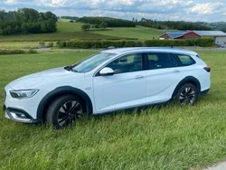 Weiß Gebraucht 2018 Opel Insignia Sport Kombi | 17.900 € (Etwas zu teuer)
