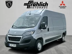 Grau Gebraucht 2024 Peugeot Boxer S Van | 29.990 € (Fairer Preis)