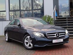 Cavansitblau metallic Gebraucht 2017 Mercedes E200 Avantgarde Limousine | 21.900 € (Fairer Preis)