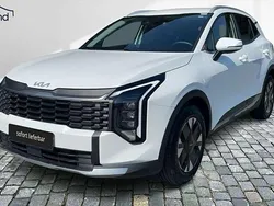Weiss / deluxeweiss Neu 2025 Kia Sportage Gold SUV | 31.970 € (Superpreis)