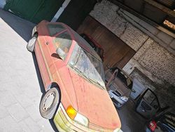 Rot Gebraucht 1991 Ford Escort Limousine | 400 €
