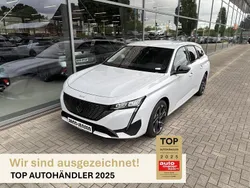 Okenitweiß metallic Neu 2025 Peugeot 308 Allure Kombi | 26.995 € (Superpreis)