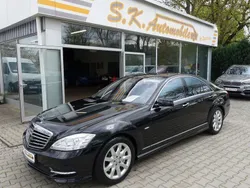 Schwarz Gebraucht 2011 Mercedes S500 AMG line Limousine | 33.333 €