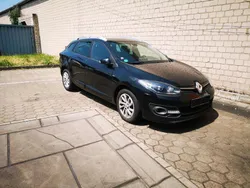 Schwarz Gebraucht 2015 Renault Mégane GrandTour Kombi | 6.000 € (Fairer Preis)
