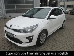 Weiß Gebraucht 2021 Kia Rio Edition 7 Kleinwagen | 12.390 € (Guter Preis)