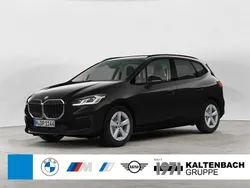 Schwarz Neu 2025 BMW 218 Active Tourer Van / Kleinbus | 38.490 € (Etwas zu teuer)