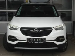 Weiß Gebraucht 2018 Opel Grandland X Innovation SUV | 12.950 € (Fairer Preis)