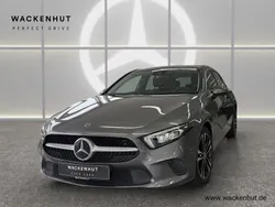 Grau Gebraucht 2020 Mercedes A180 Business Limousine | 23.990 € (Guter Preis)
