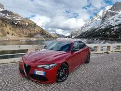 Rot Gebraucht 2019 Alfa Romeo Giulia Ti Limousine | 37.890 €
