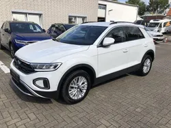 Weiß Gebraucht 2023 VW T-Roc Life SUV | 18.800 € (Fairer Preis)