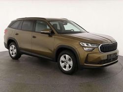 Gold bronze metallic Neu 2025 Skoda Kodiaq Selection SUV | 46.045 € (Superpreis)