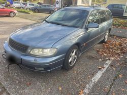 Silber Gebraucht 1999 Opel Omega Kombi | 1.399 €