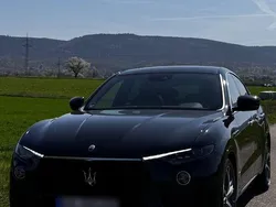 Schwarz Gebraucht 2019 Maserati Levante SUV | 70.900 €
