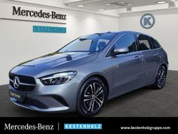 Grau Gebraucht 2024 Mercedes B180 Van / Kleinbus | 32.480 € (Guter Preis)