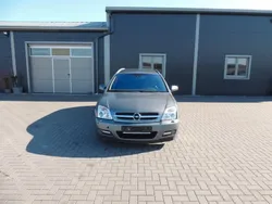 Grau Gebraucht 2004 Opel Vectra Cosmo Kombi | 1.750 € (Fairer Preis)