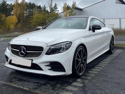 Weiß Gebraucht 2021 Mercedes C300 AMG Coupé | 39.000 € (Fairer Preis)