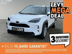 Weiß Gebraucht 2024 Toyota Yaris Cross Business Edition SUV | 23.890 € (Guter Preis)