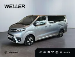 Silber Gebraucht 2024 Toyota Proace Verso Comfort Kombi | 36.290 € (Guter Preis)