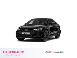 Schwarz Neu 2025 Audi RS3 Sport Kleinwagen | 88.890 €