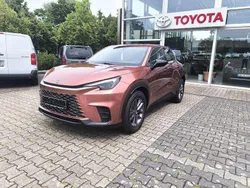 Kupferrot Gebraucht 2025 Lexus LBX SUV | 29.850 € (Guter Preis)