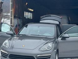 Grau Gebraucht 2012 Porsche Cayenne SUV | 17.000 € (Guter Preis)