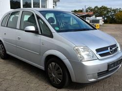 Silber Gebraucht 2005 Opel Meriva Edition Van / Kleinbus | 580 € (Superpreis)
