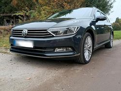 Grau Gebraucht 2017 VW Passat Kombi | 9.300 € (Fairer Preis)