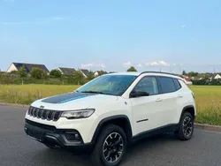 Weiß Gebraucht 2021 Jeep Compass Trailhawk SUV | 23.950 € (Fairer Preis)