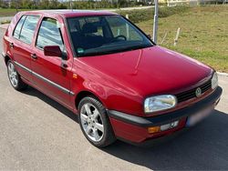 Rot Gebraucht 1993 VW Golf III Kleinwagen | 4.500 €
