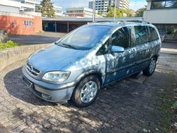 Silber Gebraucht 2003 Opel Zafira Elegance Van / Kleinbus | 1.890 € (Superpreis)