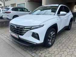 Weiß Gebraucht 2021 Hyundai Tucson Trend SUV | 21.200 € (Guter Preis)
