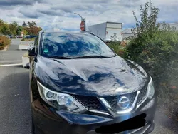 Schwarz Gebraucht 2016 Nissan Qashqai N-Connecta SUV | 14.100 € (Fairer Preis)