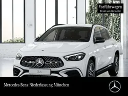 Polarweiß Gebraucht 2024 Mercedes GLA200 AMG SUV | 41.900 € (Fairer Preis)