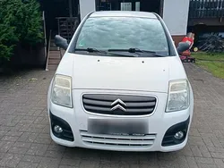 Weiß Gebraucht 2009 Citroën C2 Kleinwagen | 999 €