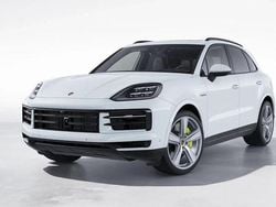 Weiß Gebraucht 2024 Porsche Cayenne S E-Hybrid SUV | 92.911 € (Guter Preis)