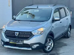 Silber Gebraucht 2021 Dacia Lodgy Stepway Van / Kleinbus | 13.499 € (Guter Preis)